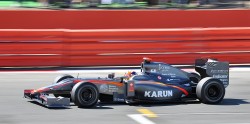 Karun at Silverstone 2010. Image copyright www.karunchandhok.com